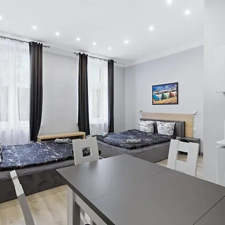 70s * كراكوفيا