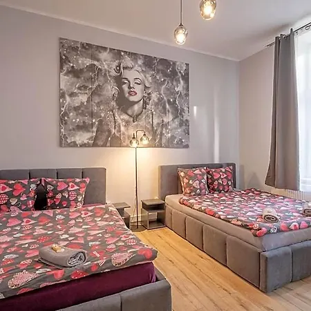70s Hostal